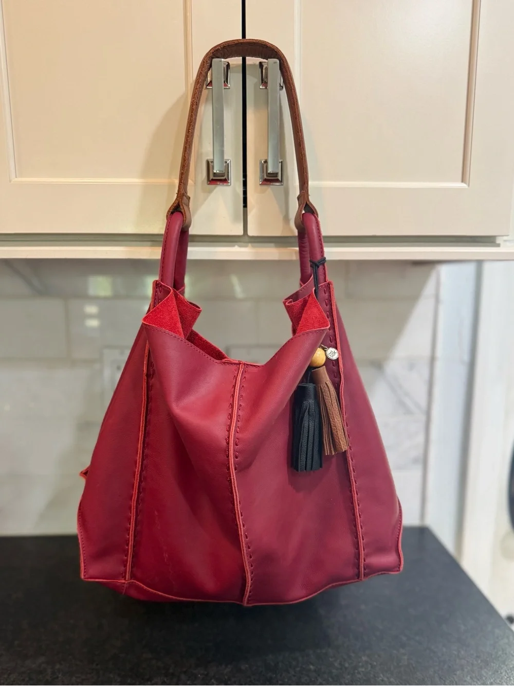 The Sak ~ Los Feliz Large Tote in Crimson Hobo like new! - Picture 12 of 17